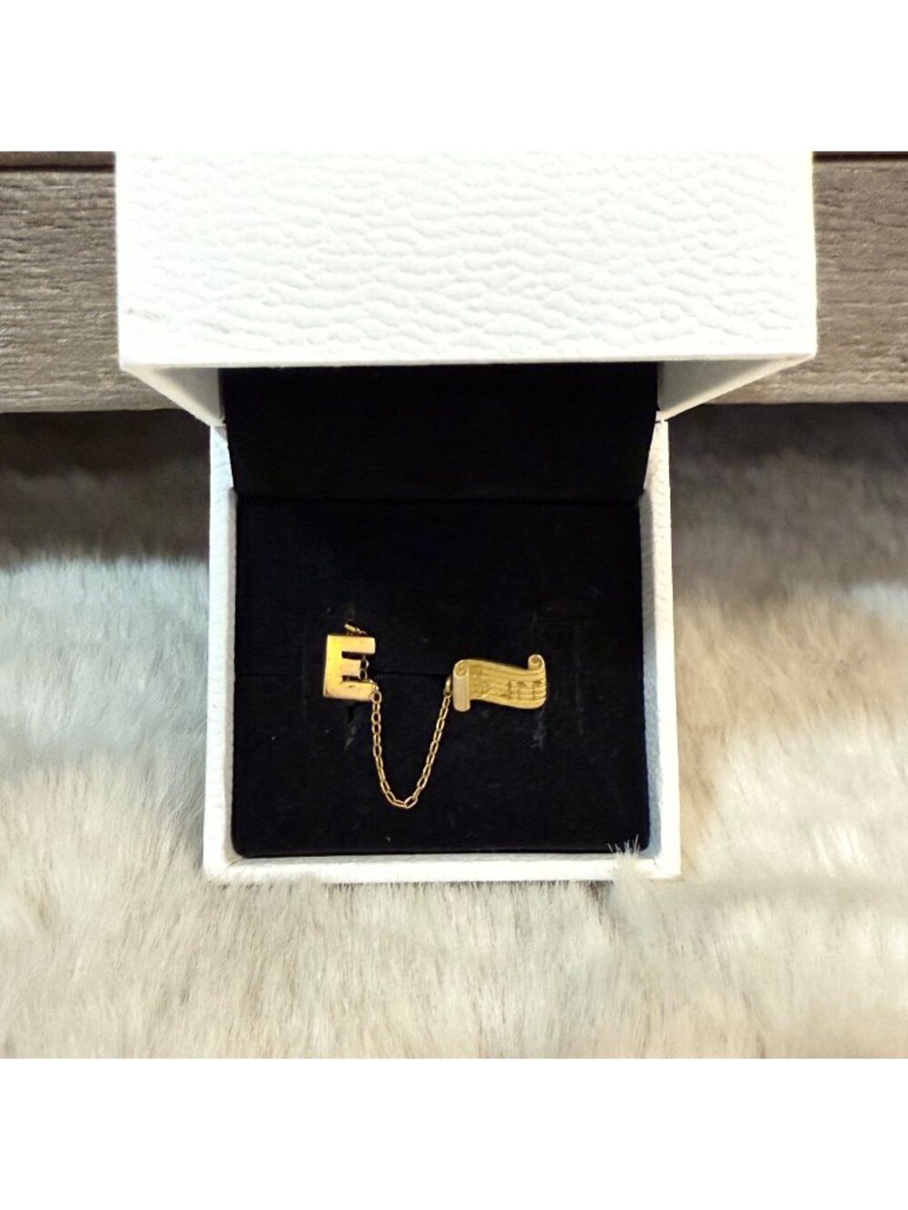 Vintage 80's Avon Gold Toned 'E' Music Note Tie Tack Lapel Pin